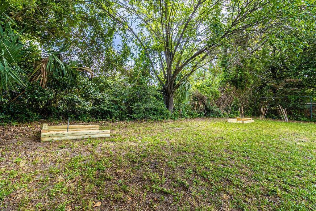 Gorgeous Centrally Located Ocean View 2 King, Huge Private Yard & Deck, Firepit, Bbq, & Game Tables Myrtle Beach Buitenkant foto